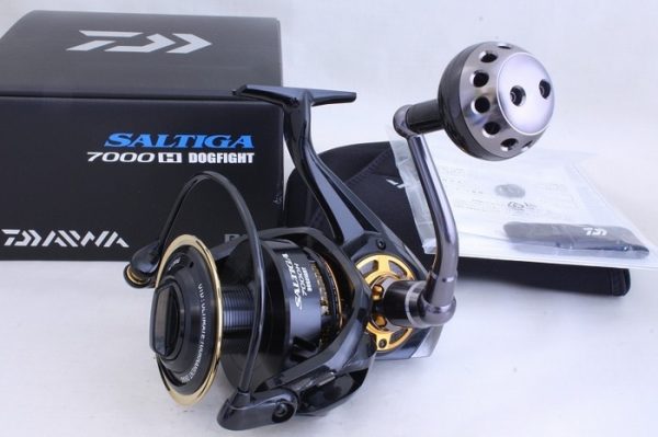 Daiwa Saltiga Dogfight 7000H Spinning Fishing Reel